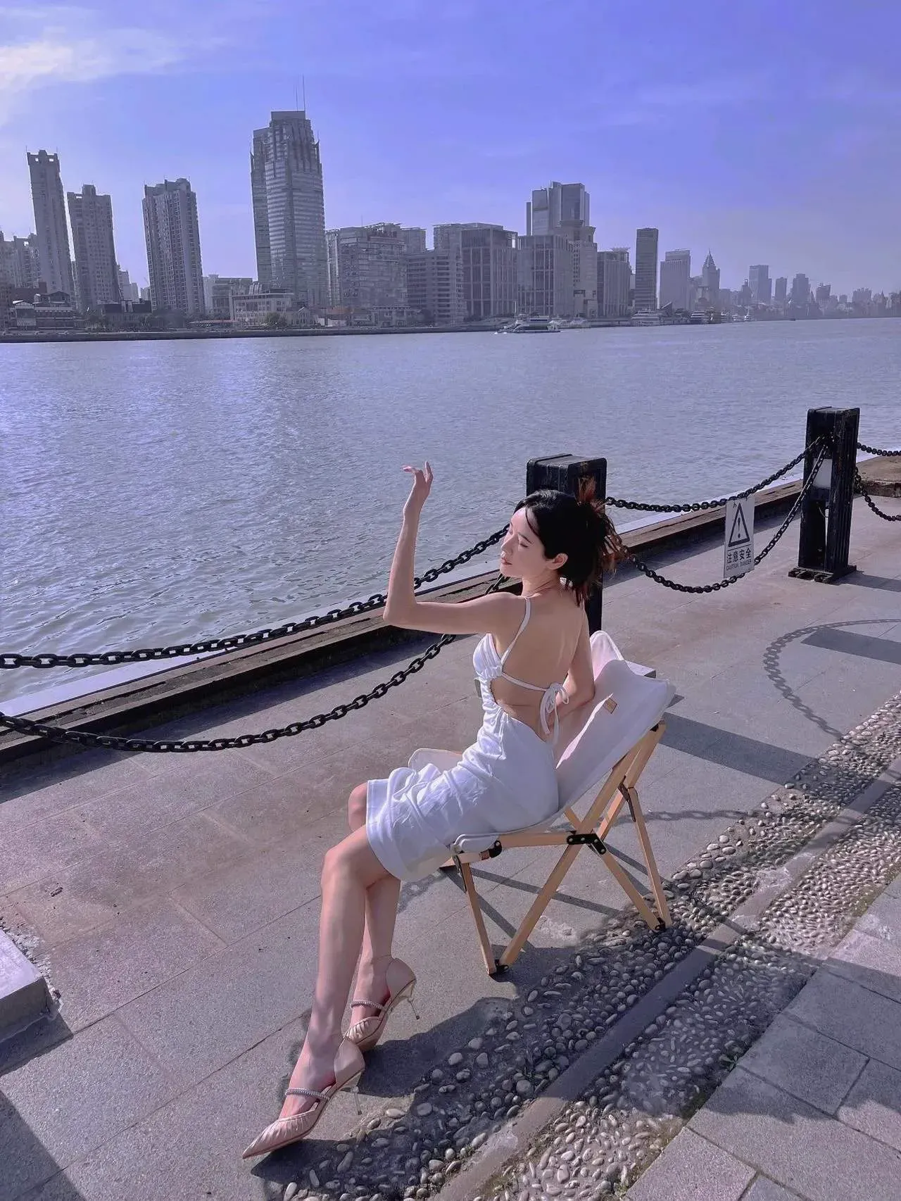 动漫美少女触手受辱