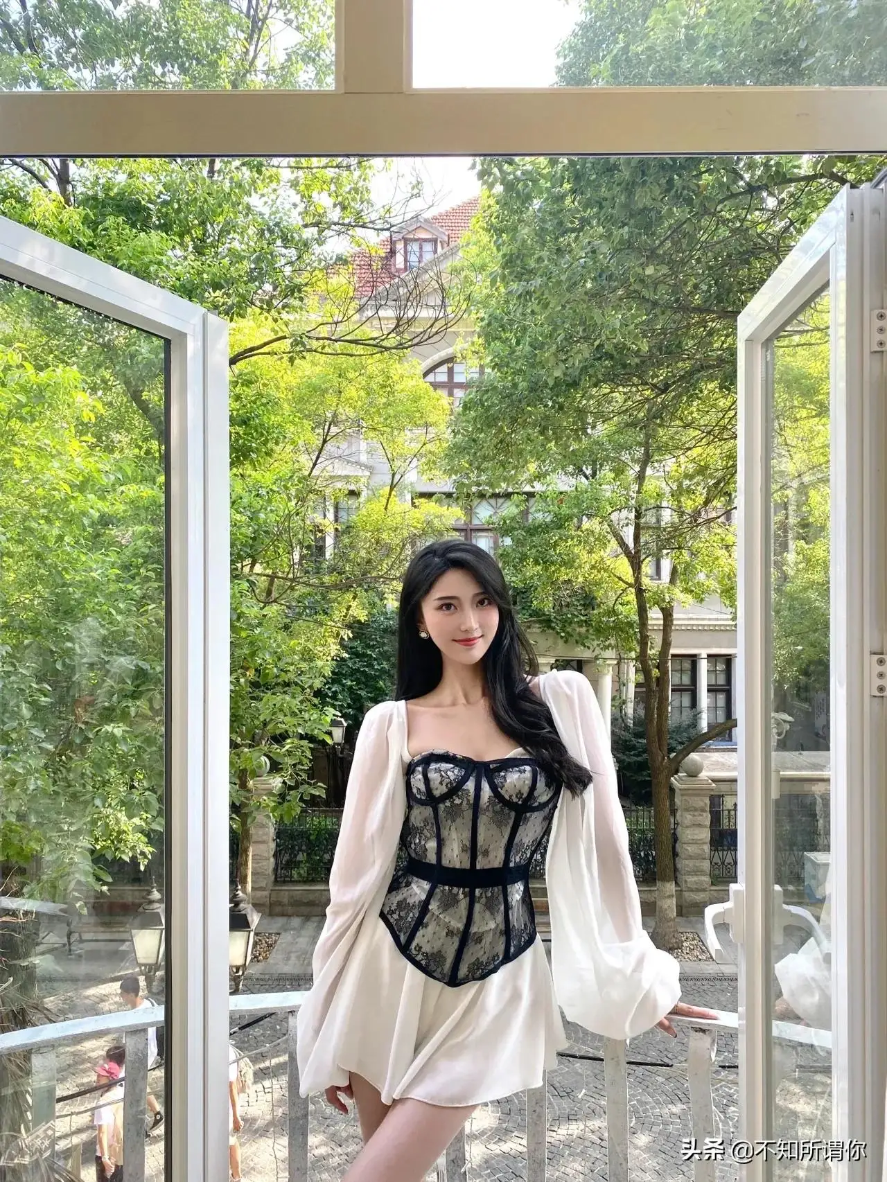 美女黄色视频