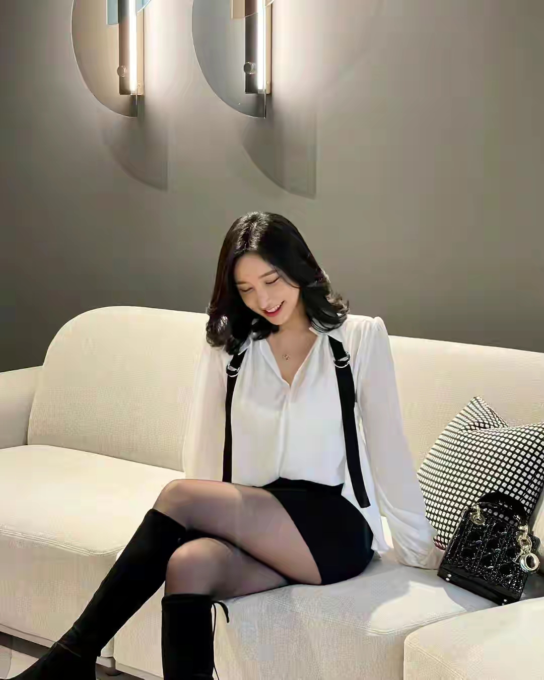 忍冬艳蔷薇在线观看