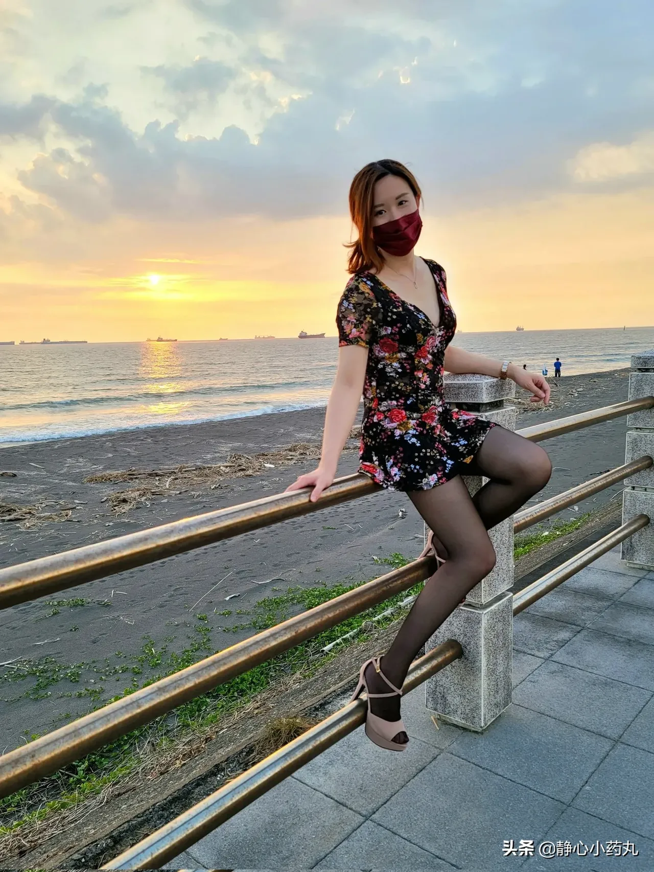 挖掘机装车视频