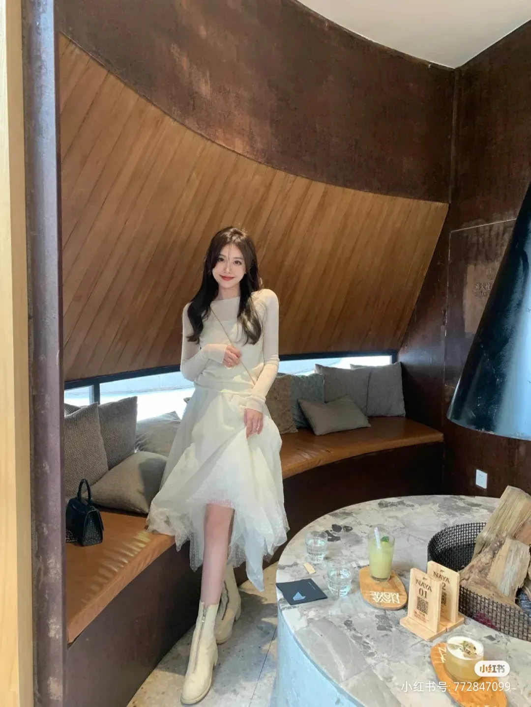 站住花小姐